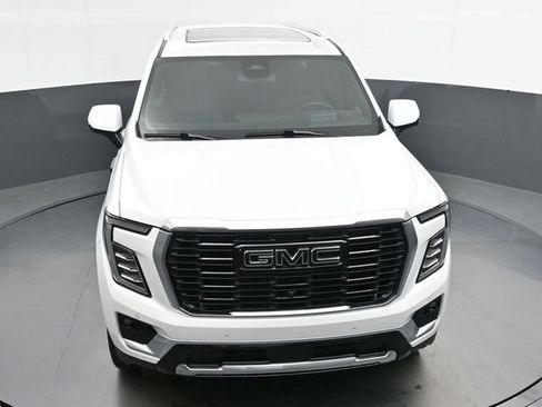 Used 2025 GMC Yukon XL Denali AWD/4WD image 40