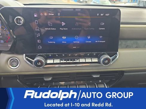 Used 2025 Chevrolet Colorado ZR2 w/ Off-Road Front Bumper Package AWD/4WD image 22