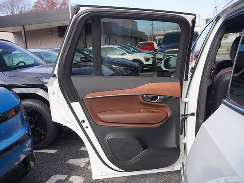 Used 2024 Volvo XC90 T8 Plus w/ Protection Package image 30