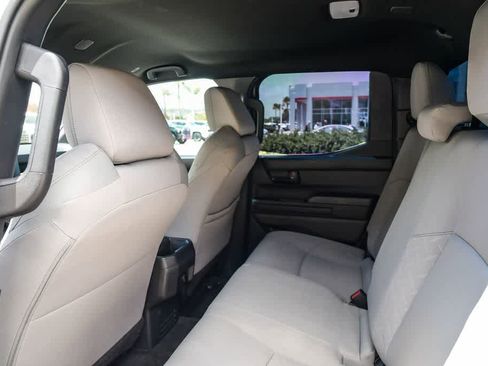 Used 2024 Toyota Tacoma SR5 AWD/4WD image 18
