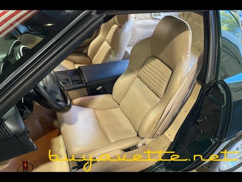 Used 1994 Chevrolet Corvette Coupe *ONE OWNER UNTIL 2024* image 17