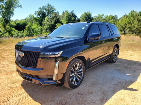 Used 2021 Cadillac Escalade Sport w/ Driver Assist Tech Package AWD/4WD image 5