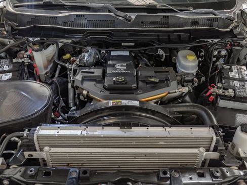 Used 2018 RAM 2500 Laramie w/ Sport Appearance Group AWD/4WD image 54