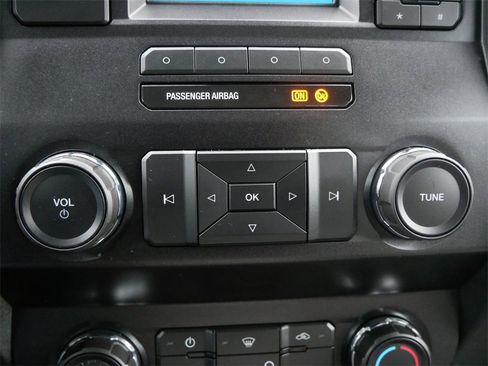 Certified 2019 Ford F250 XL w/ XL Value Package image 19