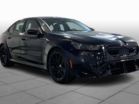 Used 2026 BMW M5 w/ Carbon Package AWD/4WD image 2
