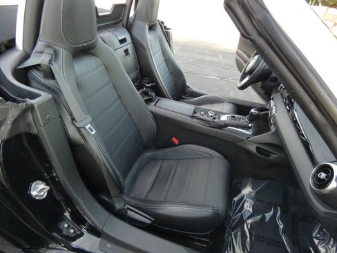 Used 2017 FIAT 124 Spider Lusso image 26