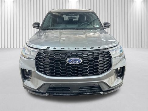 New 2026 Ford Explorer ST-Line w/ ST-Line Street Pack AWD/4WD image 11