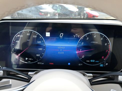 Used 2022 Mercedes-Benz S 580 4MATIC Sedan image 25