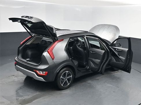 New 2026 Kia Niro EX image 35