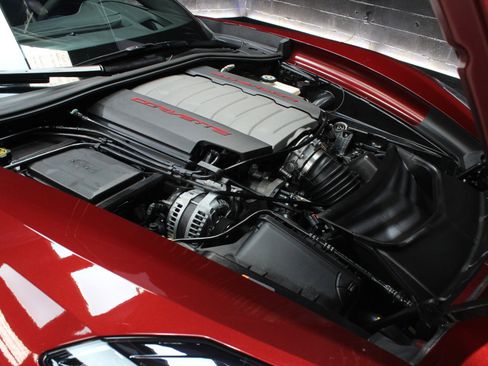 Used 2018 Chevrolet Corvette Stingray Coupe image 26