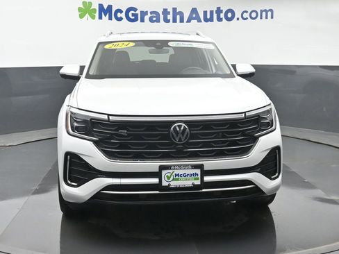 Used 2024 Volkswagen Atlas SEL Premium R-Line image 4