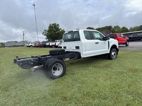 New 2026 Ford F350 XL image 34