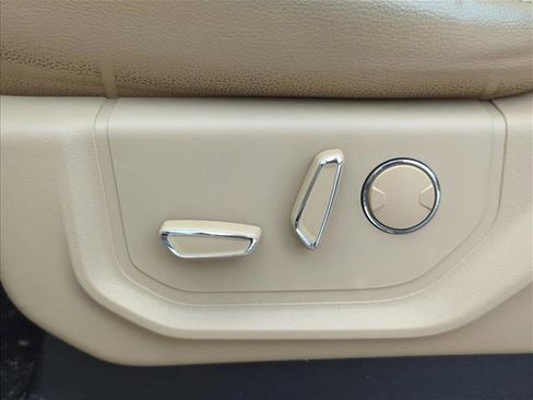 Used 2018 Ford F150 Lariat w/ Equipment Group 502A Luxury image 9