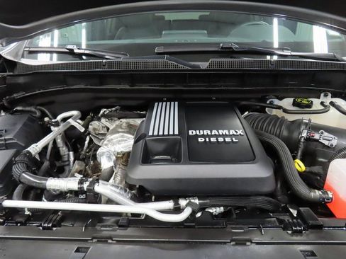 Used 2023 Chevrolet Tahoe LT image 29