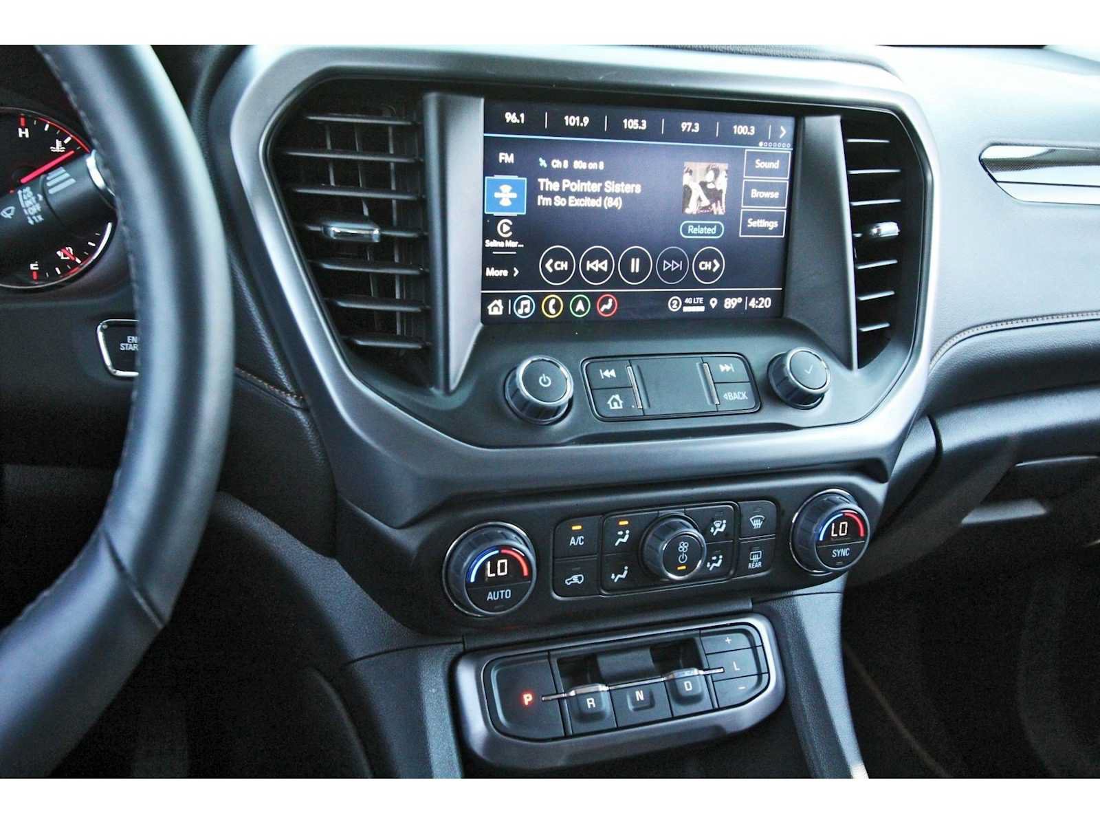 Used 2023 GMC Acadia AT4 w/ Technology Package AWD/4WD image 22