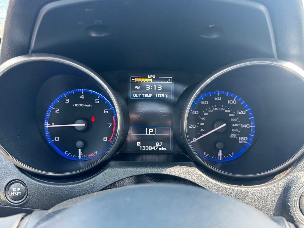 Used 2018 Subaru Outback 3.6R Limited AWD/4WD image 10