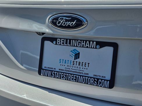 Used 2012 Ford Focus Titanium w/ Luxury Pkg FWD image 13