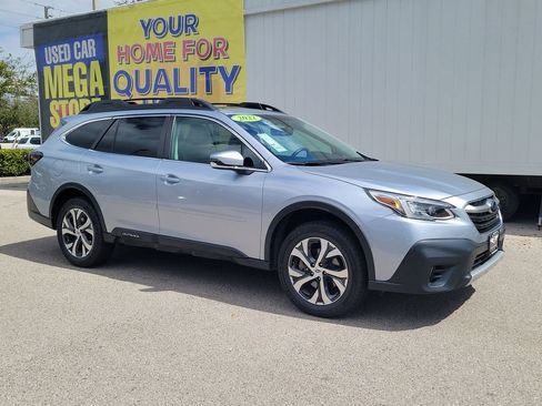 Used 2022 Subaru Outback Limited image 2
