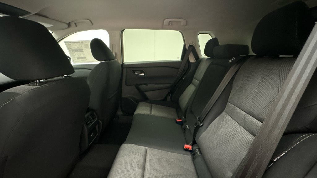 New 2026 Nissan Rogue SV w/ Cold Weather Package AWD/4WD image 10