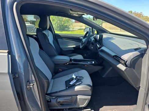 Used 2023 Volkswagen ID.4 Pro RWD image 4