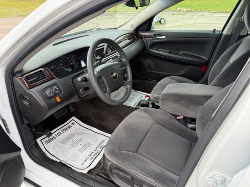 Used 2014 Chevrolet Impala Limited LS FWD image 8