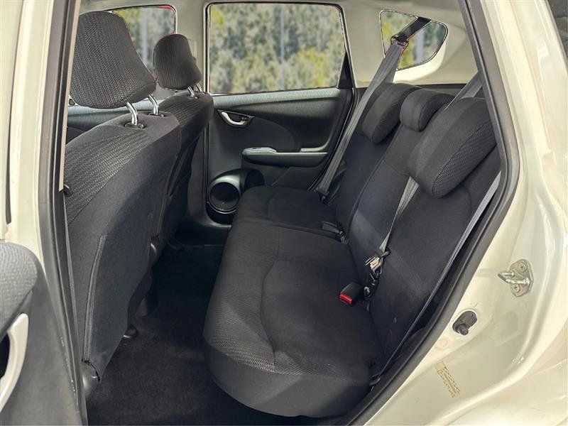 Used 2013 Honda Fit Sport image 10