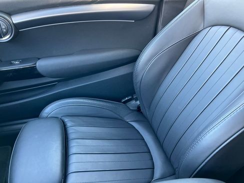 Used 2023 MINI Cooper Convertible w/ Signature Upholstery Package image 28