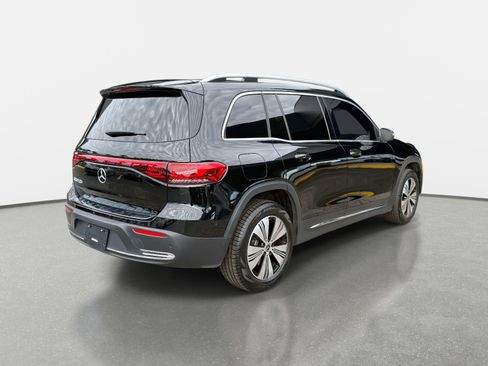 Used 2023 Mercedes-Benz EQB 250+ image 3