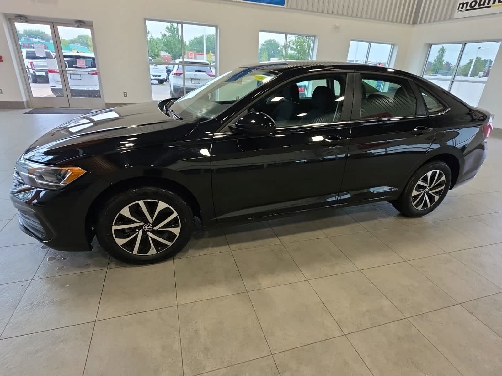 Used 2024 Volkswagen Jetta S FWD image 15