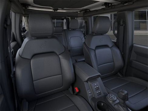 New 2025 Ford Bronco Badlands image 10