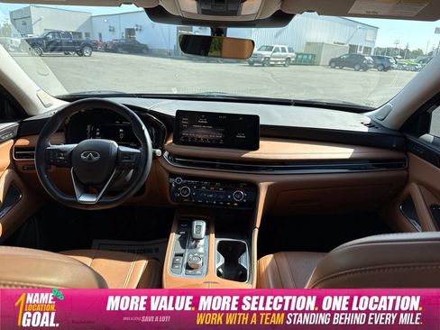 Used 2023 INFINITI QX60 Sensory w/ Cargo Package AWD/4WD image 15