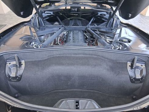 Used 2025 Chevrolet Corvette Stingray Preferred Cpe w/ Z51 Performance Package RWD image 6