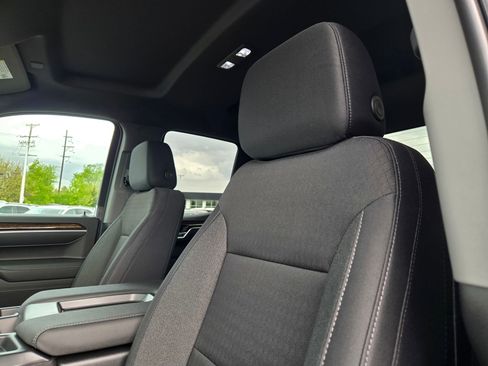 New 2026 GMC Sierra 1500 Elevation w/ Elevation Select Package AWD/4WD image 5