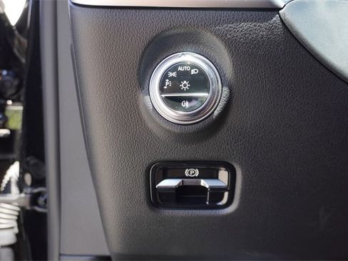 New 2024 Mercedes-Benz C 300 Sedan image 17