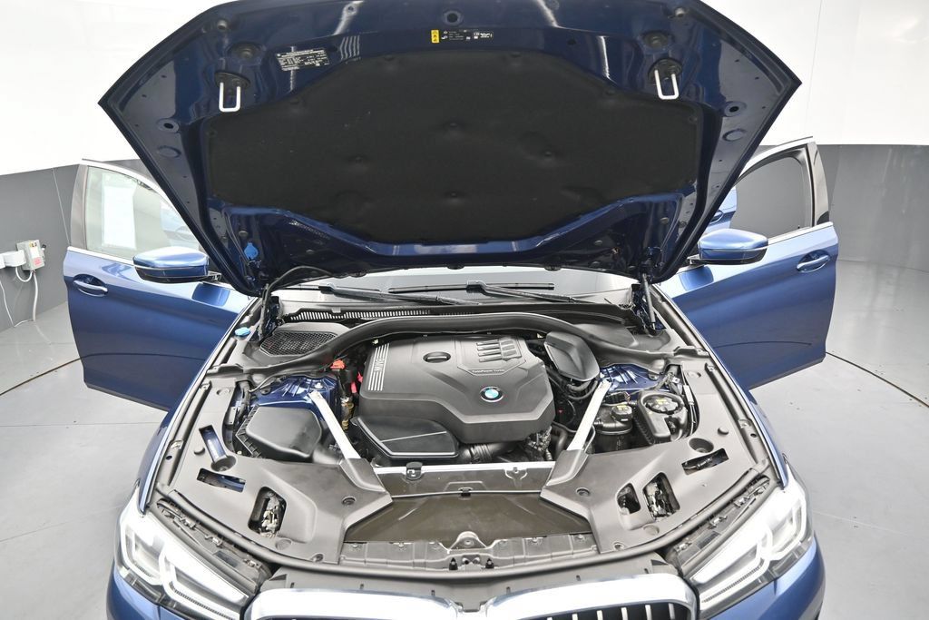 Used 2023 BMW 530i xDrive w/ Convenience Package AWD/4WD image 42