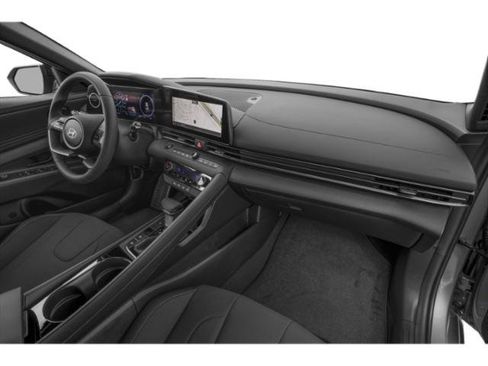 Certified 2025 Hyundai Elantra SEL FWD image 17