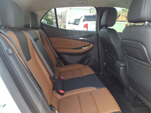 Used 2021 Buick Encore GX Essence w/ Advanced Technology Package FWD image 15