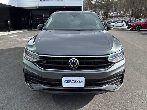 Used 2023 Volkswagen Tiguan SE R-Line image 8