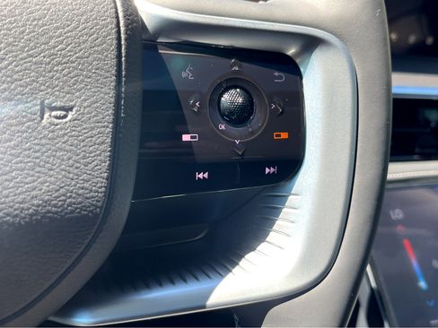 New 2025 INFINITI QX80 Luxe image 21