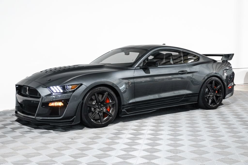 Used 2022 Ford Mustang Shelby GT500 w/ Carbon Fiber Track Pack RWD image 20