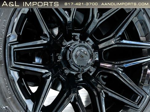 Used 2008 HUMMER H2 SUT w/ Silver Ice Limited Edition image 2