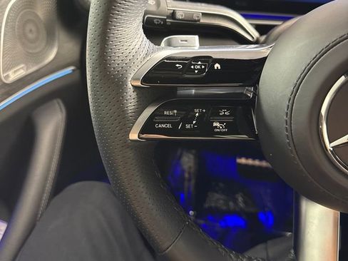 Certified 2025 Mercedes-Benz GLS 580 4MATIC w/ Acoustic Comfort Package image 32