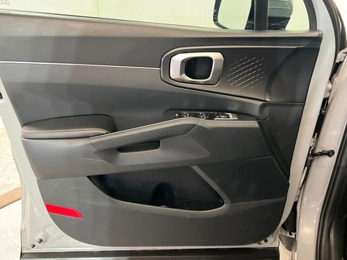 Used 2024 Kia Sorento S w/ Panoramic Sunroof Package FWD image 15