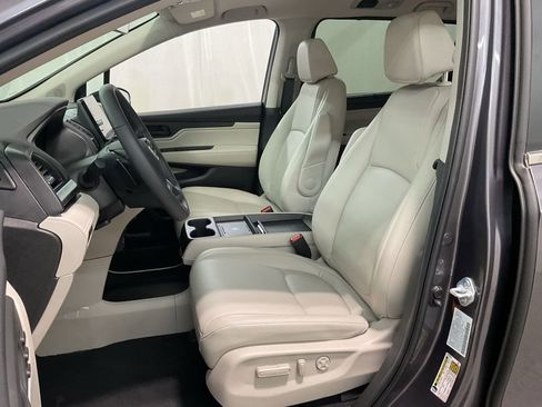 Certified 2026 Honda Odyssey EX-L image 22