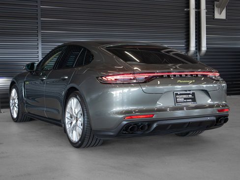 Certified 2023 Porsche Panamera 4 AWD/4WD image 3