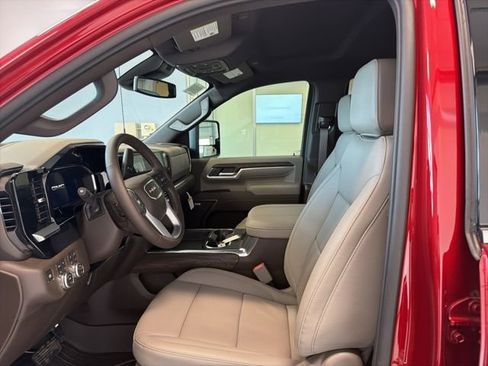 New 2026 GMC Sierra 3500 SLT w/ SLT Premium Package AWD/4WD image 17
