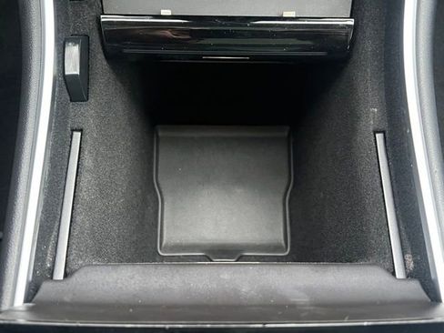 Used 2018 Tesla Model 3 Mid Range image 27
