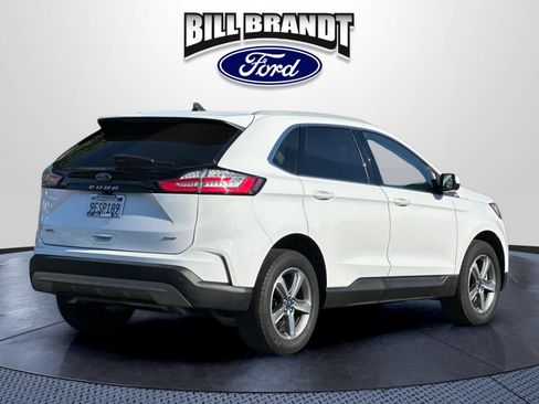 Certified 2022 Ford Edge SEL w/ Convenience Package AWD/4WD image 3