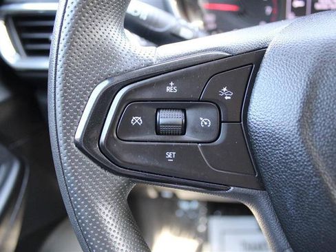 Used 2021 Chevrolet TrailBlazer LT w/ Convenience Package AWD/4WD image 16