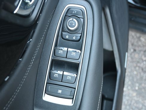 Certified 2025 Subaru Outback Touring XT image 15